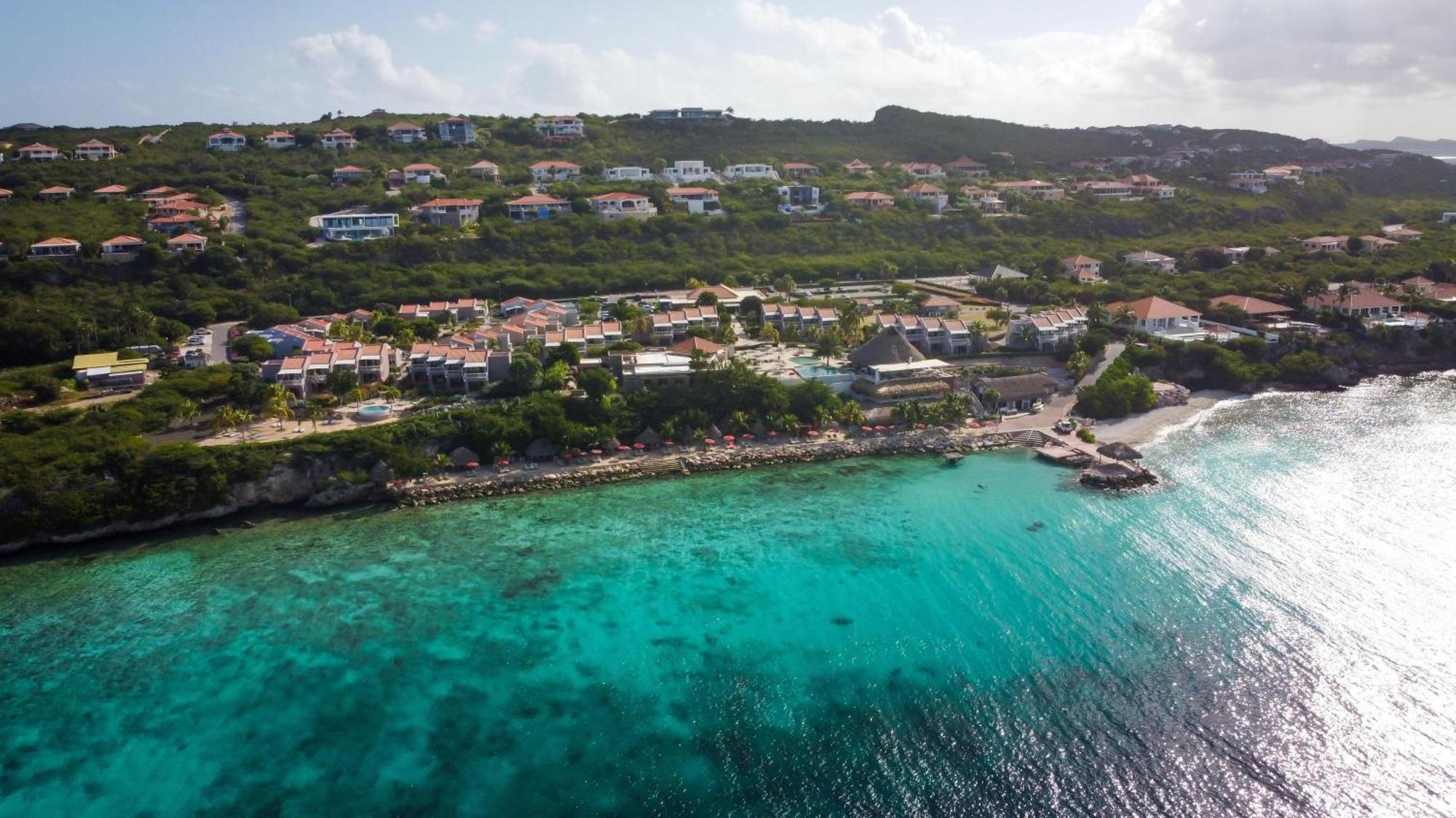 Coral Estate Luxury Resort Willibrordus Экстерьер фото