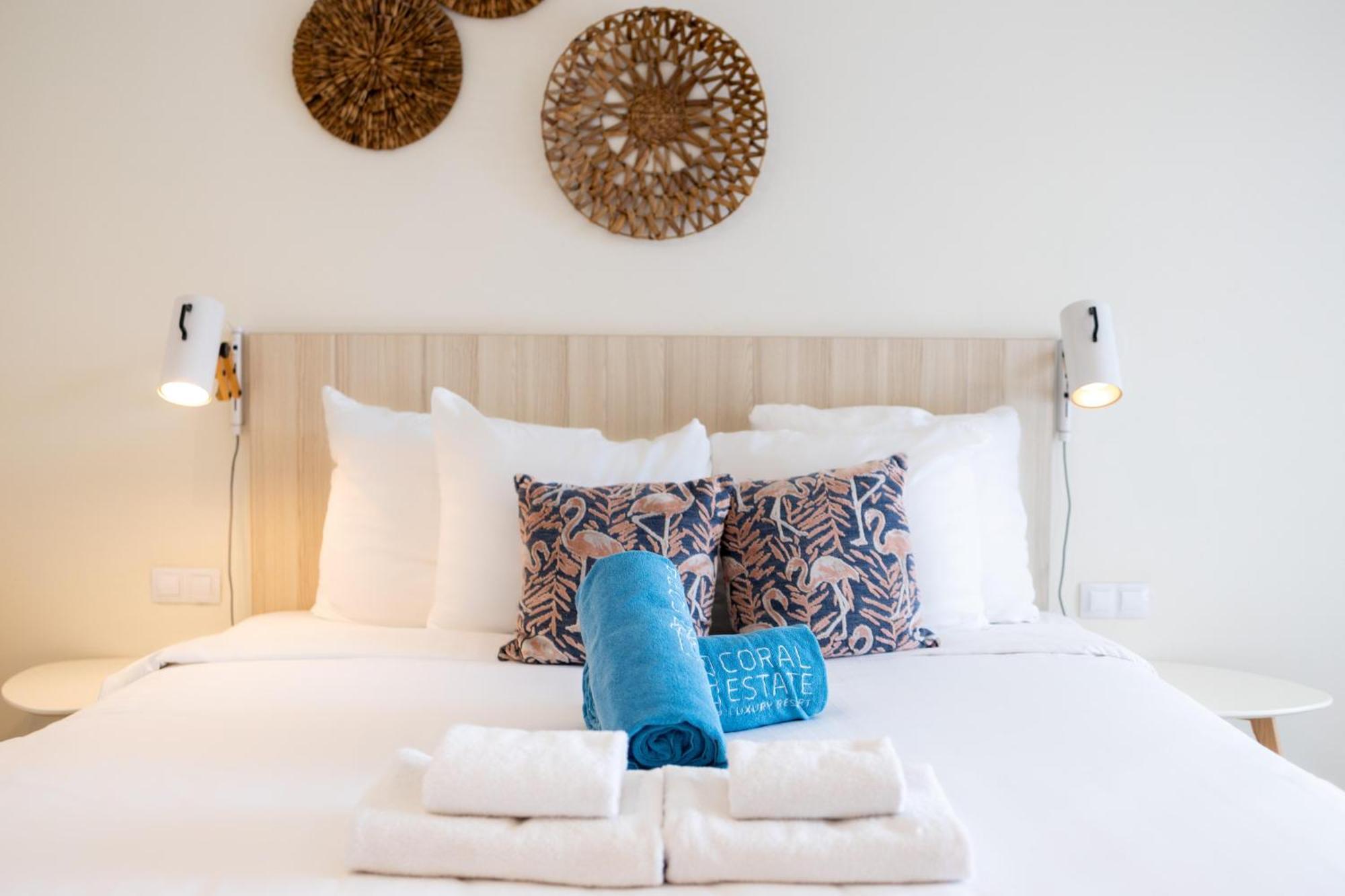 Coral Estate Luxury Resort Willibrordus Экстерьер фото