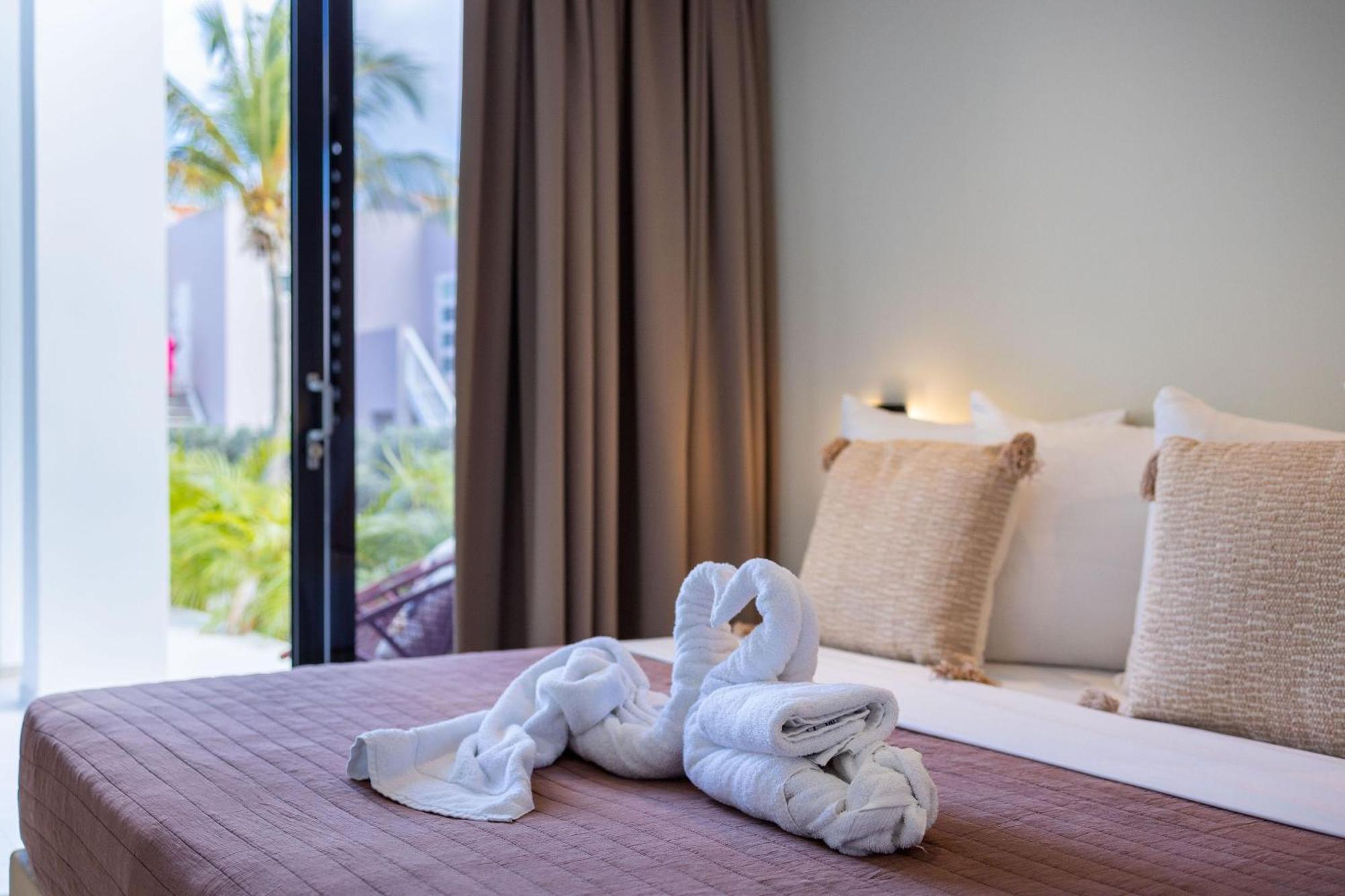 Coral Estate Luxury Resort Willibrordus Экстерьер фото